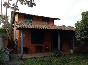 be7cc2901d197b687112c18468c307dff8a964eb · Casa antiga com terreno 450m2 no Vale Feliz