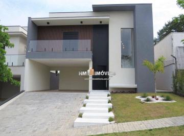 0dfd84fce9dcb82cc991d929cd4e64a77ce939b2 · Casa com 252 m² AC dentro de Condomínio, com 3 suítes, energia fotovoltaica, luxuosa, espaçosa com á
