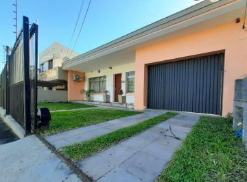Casa · 300m² · 4 Quartos · 5 Vagas · Casa com 4 dormitórios ,