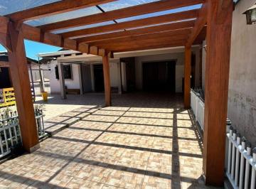 Casa · 200m² · 4 Quartos · 3 Vagas · Casa a venda Arroio do Sal/ 4 Dorm
