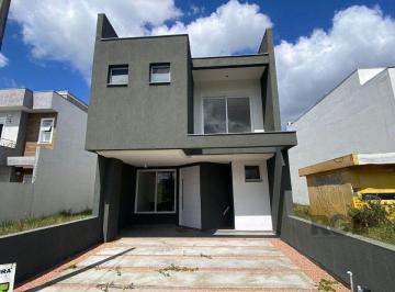 Casa · 120m² · 3 Quartos · 2 Vagas · Casa com 03 Dormitórios / Amplo Terraço e Pátio