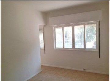 Apartamento · 34m² · 1 Quarto · 1 Vaga · Apartamento de 1 quarto, na República, com vaga de garagem.