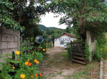 Foto 01 · Uma maravilhosa propriedade rural de 6.500m², situada a poucos minutos da charmosa cidade de Cristin