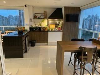 Apartamento · 245m² · 3 Quartos · 5 Vagas · Apartamento de luxo à venda em SP: 3 quartos, 3 suítes, 2 salas, 4 banheiros, 5 vagas na Vila Marian