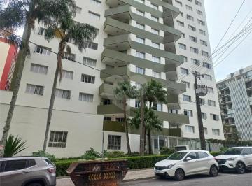Apartamento de 3 quartos, Curitiba · Apartamento à venda no Bigorilho, Curitiba