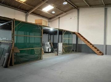 Comercial , Curitiba · BARRACÃO NO BOQUEIRÃO