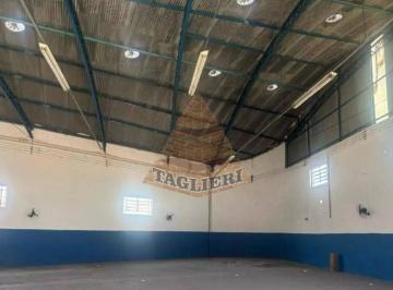 Comercial · 850m² · 6 Vagas · Galpão com 850 metros em São Mateus. Vende ou Aluga.