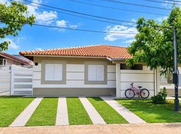 Casa · 90m² · 3 Quartos · 2 Vagas · Casa em condomínio para venda, 3 quartos sendo uma suíte, Jardim Imperial, Cuiabá