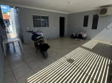 Casa · 144m² · 3 Quartos · 2 Vagas · Casa à venda, no Coophamil, Cuiabá