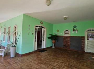 Casa · 302m² · 4 Quartos · 2 Vagas · Casa para venda, 4 quartos, sendo 3 suítes Goiabeiras, Cuiabá