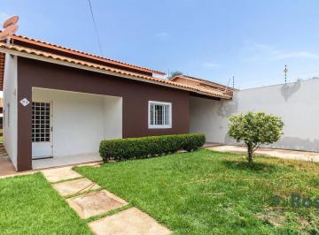 Casa · 148m² · 3 Quartos · 2 Vagas · Casa Térrea com 3 Quartos, quintal amplo no Bairro Chapéu do Sol, Várzea Grande.