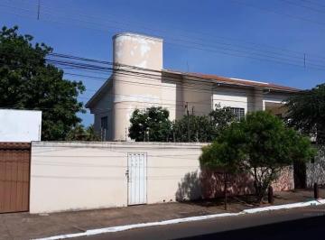Casa · 454m² · 4 Quartos · 2 Vagas · Sobrado para venda, 4 quartos sendo uma suíte, Centro-sul, Várzea Grande