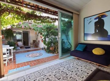 Casa · 89m² · 3 Quartos · 2 Vagas · Casa em condomínio para venda, 3 suites, com Energia Solar