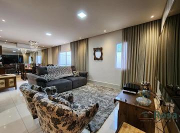 Casa · 132m² · 2 Quartos · Casa térrea com quintal e 132 m² em condomínio fechado região dos Florais