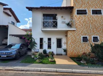 Casa · 165m² · 3 Quartos · 2 Vagas · Sobrado para venda, Santa Rosa, Cuiabá
