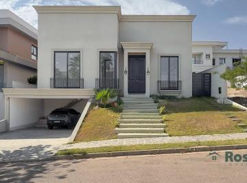 Casa · 299m² · 4 Quartos · 4 Vagas · Casa à venda fachada Neoclassica, com 4 suítes no CONDOMÍNIO VILLA JARDIM, Cuiabá.