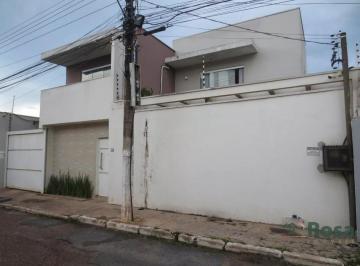Casa · 172m² · 4 Quartos · 2 Vagas · Sobrado para venda, Centro Sul, Cuiabá