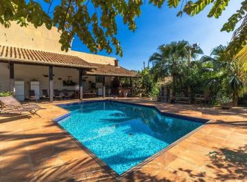 Casa · 702m² · 4 Quartos · 4 Vagas · Baixou valor de R$2.850.000 por R$2.300.000,00