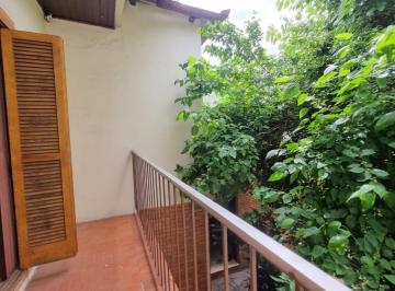 Casa · 168m² · 4 Quartos · 2 Vagas · Casa estilo sobrado para venda de 3 dormitórios com 2 vagas de garagem no bairro