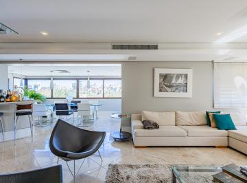 Apartamento · 201m² · 3 Quartos · 3 Vagas · Espetacular apartamento 3 suítes 3 vagas com infra completa no Moinhos de Vento