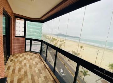 Apartamento · 135m² · 3 Quartos · 2 Vagas · Apto de 03 Dorms c/ 1 Suíte, 135 m² de área útil, lavabo, FRENTE MAR. Bairro: Vila Guilhermina.