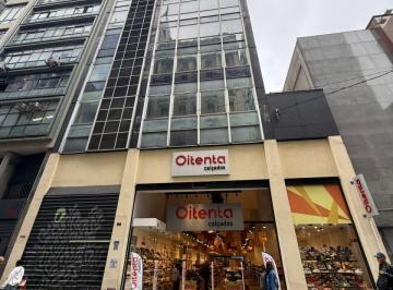 Comercial · 2883m² · Prédio comercial na Rua Vinte e Quatro de Maio, N. 102 • 2883 m²