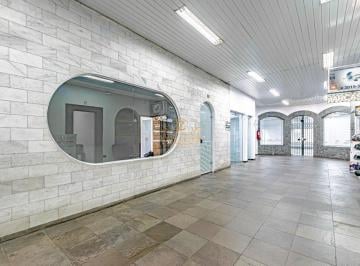 6326_iK77KP142_632667d8777f92a56.jpg · LOJA PARA LOCAÇÃO NO SEMINÁRIO COM APROX. 38 M2 PRIVATIVOS