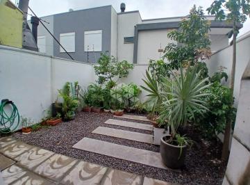 715074_iaw84ND_71507468e52e6c9a8e0.jpg · Casa Sobrado 3(três) quartos, 1(um suite) à Venda no Bairro Mont Serrat por R$830.000,00