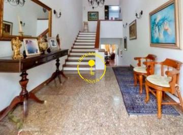 Casa · 500m² · 5 Quartos · 6 Vagas · Oportunidade Única no Parque dos Príncipes, Casa com 5 Quartos e 2 Suítes à Venda.