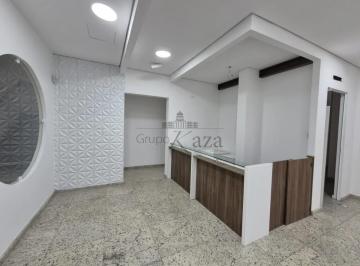 Comercial · 742m² · 35 Quartos · 6 Vagas · Prédio Comercial - Santa Paula - São Caetano do Sul - 742m².