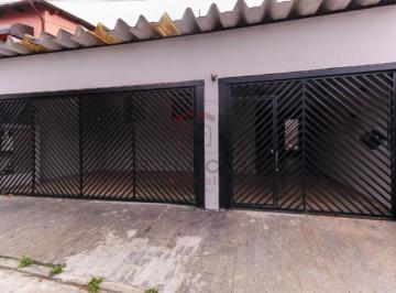 Casa · 210m² · 5 Quartos · 3 Vagas · Casa terrea 5 quartos, 2 vagas e quintal mooca