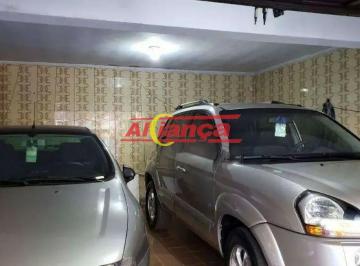 Casa · 167m² · 3 Quartos · 3 Vagas · Bela Casa Assobradada a Venda com 3 quartos e 3 vagas por 650.000 no Jd Flôr da Montanha