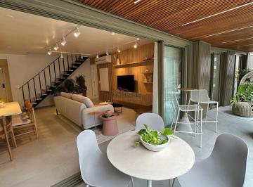 Apartamento · 265m² · 4 Quartos · 2 Vagas · Cobertura Pronta para Morar na Lagoa – 265m² Decorada com Vista para o Cristo Redentor