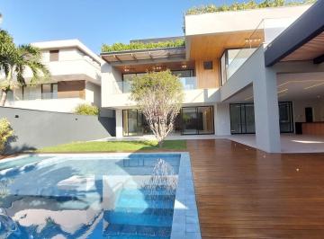Casa · 1463m² · 6 Quartos · 8 Vagas · Mansão Moderna no Santa Mônica Jardins – 6 Suítes, Subsolo, Piscina e Alto Luxo na Barra da Tijuca