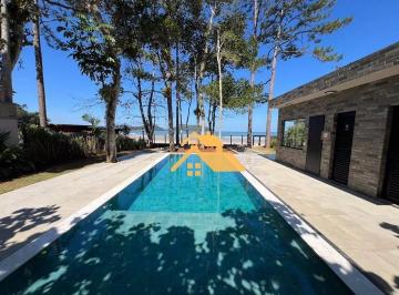 62a305c11a0703ed5c81a55416f65efb44be709a · Exclusividade Pé na Areia em Juquehy: Casa com 4 Suítes, Piscina Privativa e Vista para o Mar