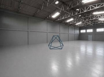 Barracão 540m² área útil · Barracão à venda, 740 m² em Weissópolis, Pinhais/PR