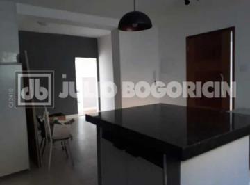 Casa · 900m² · 3 Quartos · Casa de Vila :  / Residencial / Santa Rosa