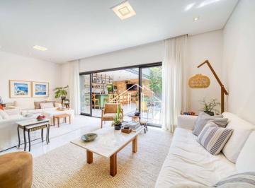 8816e9af3251b9d05bb9da3cc872322375262e3b · Casa com 5 dormitórios à venda, 244 m² por R$ 2.645.000,00 - Urbanova - São José dos Campos/SP