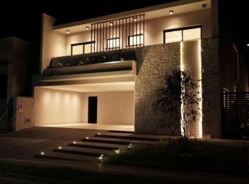 16f2014257956be9147539d0df2b942fcd40b2c7 · Sobrado Jardins Capri à venda Residencial Marília Senador Canedo/GO