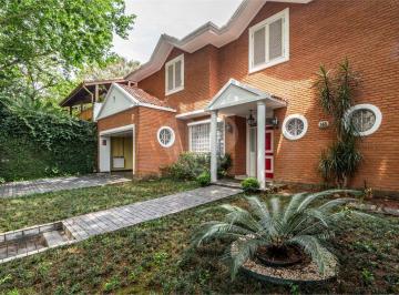 Casa · 350m² · 4 Quartos · 3 Vagas · Casa com 4 quartos à venda em Jardim leonor - SP
