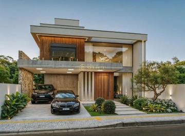 Casa · 265m² · 4 Quartos · 4 Vagas · Sobrado com Hidromassagem e Churrasqueira em Canoas - Imperdível