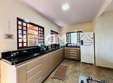 Casa de 3 quartos, Sobradinho · CASA / 3 QUARTOS / QUADRA 05 /  61 3595-1212