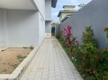 Casa de 4 quartos, Salvador · Casa duplex, 280m², nascente, 4 quartos, 3 suítes, Piatã!