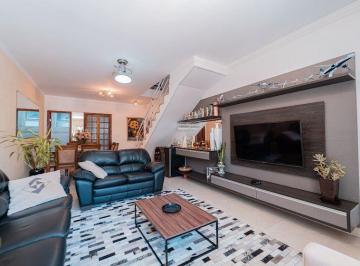 img1 · Casa com 3 Quartos para Venda, 250m², por R$ 750.000,00, em Jardim Umuarama, São Paulo / SP