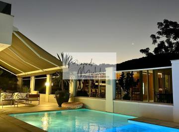 Casa · 879m² · 6 Quartos · 2 Vagas · Casa em Condomínio - Premier