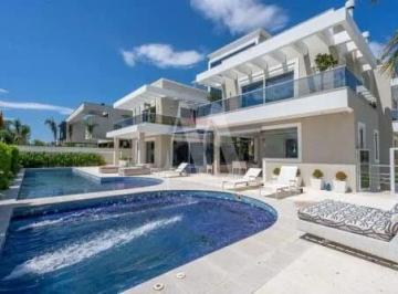 Casa · 1103m² · 9 Quartos · 4 Vagas · Casa em Condomínio - Premier