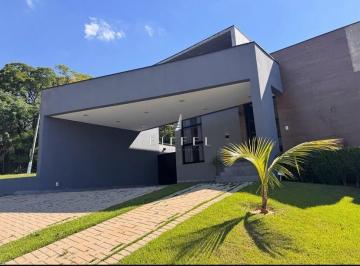 Casa · 210m² · 3 Quartos · 4 Vagas · Casa à venda e para alugar em Sorocaba, Condominio Villa Verona, com 3 quartos, com 210 m²