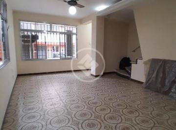Casa · 200m² · 3 Quartos · 2 Vagas · Casa - 3 quartos - Embaré - Sanos