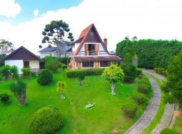 Casa · 214m² · 4 Quartos · 3 Vagas · Casa Alpina com Vista Panorâmica