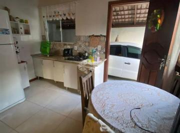 Casa · 60m² · 3 Quartos · 1 Vaga · Casa com 3 Quartos e 2 Banheiros à Venda no Morro das Pedras - Próxima a Mercado, Farmácia, Shopping